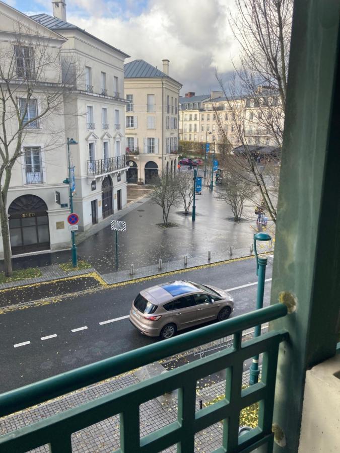 Flat Near To The Theme Park/Val D'Europe Apartment Serris Bagian luar foto