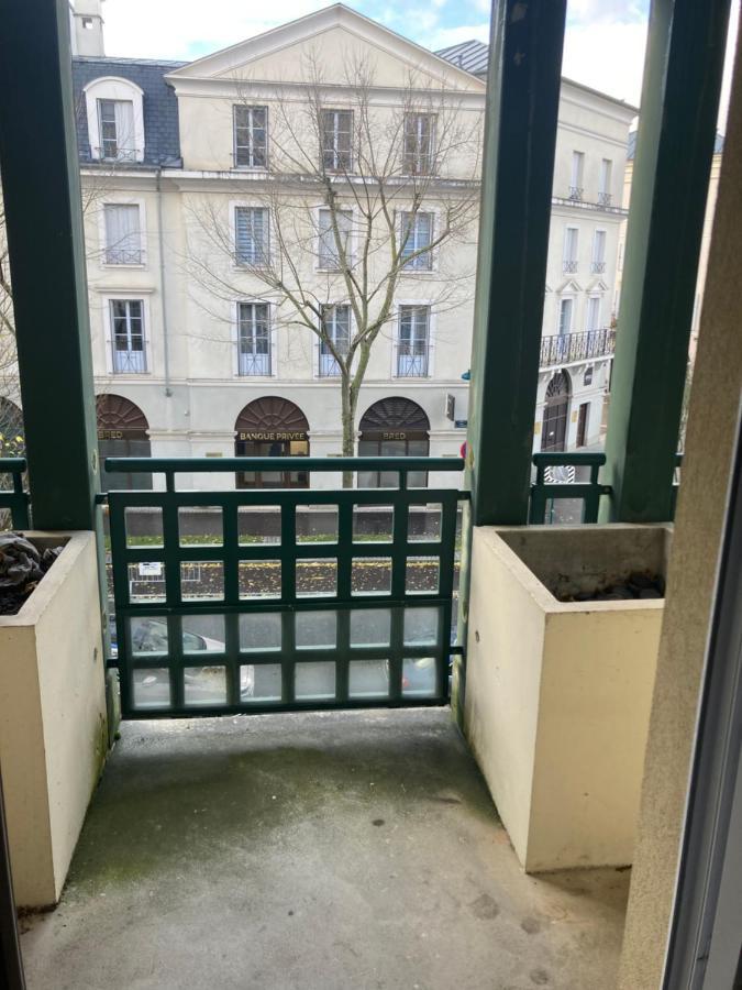 Flat Near To The Theme Park/Val D'Europe Apartment Serris Bagian luar foto